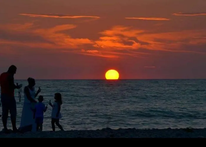 Tomi Διαμέρισμα